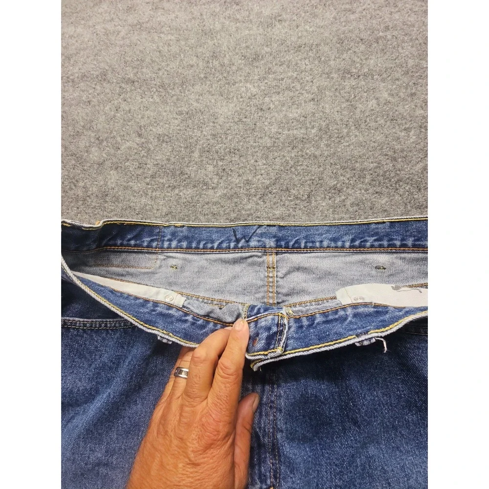 Levis 550 Jeans Men 42x32 (40x31) Straight Leg Medium Wash